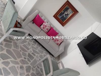 Apartamento en venta en Prado Centro, Medellín · foto 2 de 5