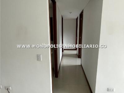 Apartamento en venta en Belen, Medellín · foto 4 de 8