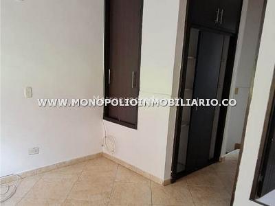 Casa de 4 alcobas en venta en Belen, Medellín, 63 m² · foto 3 de 5