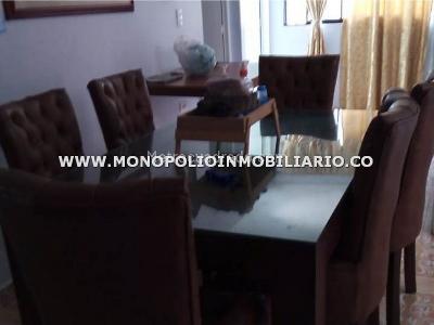 Casa de 4 alcobas en venta en La America, Medellín, 142 m² · foto 2 de 8