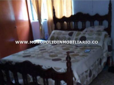 Casa de 4 alcobas en venta en La America, Medellín, 142 m² · foto 7 de 8