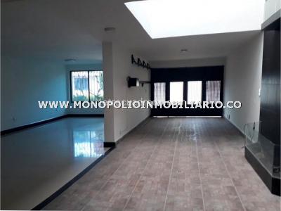 Casa de 5 alcobas en venta en Belen Malibu, Medellín, 260 m² · foto 4 de 7