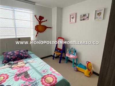 Apartamento de 3 alcobas en venta en Rionegro Centro, Rionegro, 68 m² · foto 8 de 8