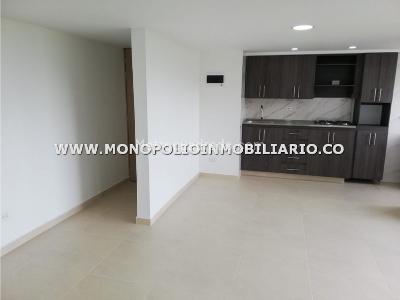 Apartamento de 3 alcobas en venta en Las Lomitas, Sabaneta, 60 m² · foto 2 de 9