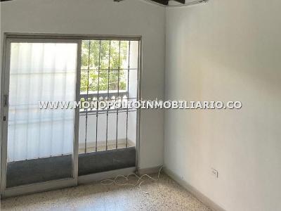 Casa de 5 alcobas en venta en Simon Bolivar, Medellín, 173 m² · foto 5 de 6