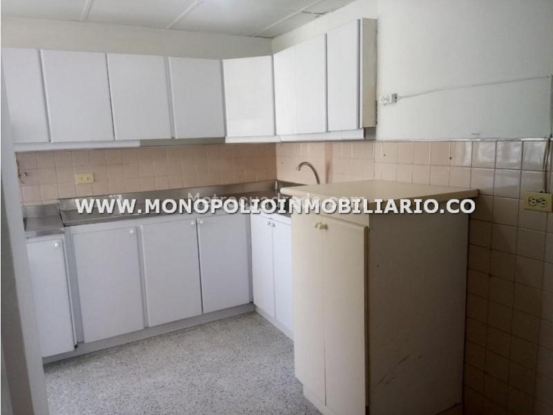Large 2BR Apartment in Centro De La Ciudad