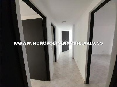 Apartamento en venta en La Candelaria, Medellín · foto 3 de 6