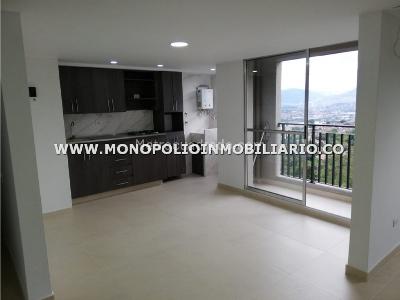 Apartamento de 3 alcobas en venta en Las Lomitas, Sabaneta, 60 m² · foto 3 de 7