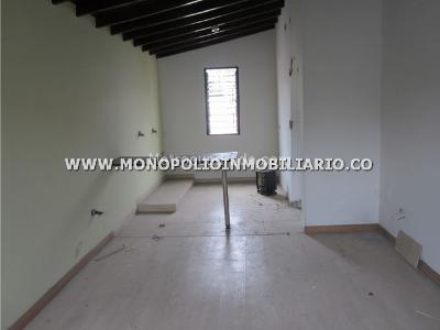 Casa de 5 alcobas en venta en El Poblado, Medellín, 400 m² · foto 9 de 19