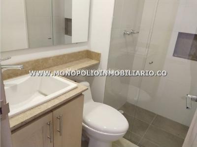Apartamento de 3 alcobas en arriendo en Conquistadores, Medellín, 90 m² · foto 13 de 20