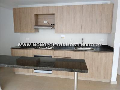 Apartamento de 3 alcobas en arriendo en Conquistadores, Medellín, 90 m² · foto 14 de 20