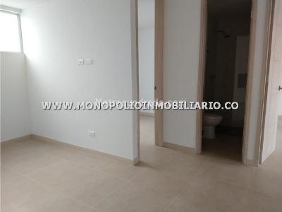 Apartamento de 3 alcobas en arriendo en Conquistadores, Medellín, 90 m² · foto 19 de 20