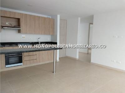 Apartamento de 3 alcobas en arriendo en Conquistadores, Medellín, 90 m² · foto 3 de 20
