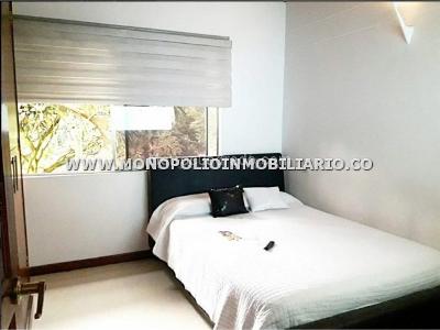 Casa de 3 alcobas en venta en Loma De Las Brujas, Envigado, 142 m² · foto 8 de 9