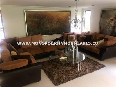 Casa de 3 alcobas en venta en La Calera, Medellín, 380 m² · foto 10 de 20