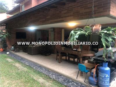 Casa de 3 alcobas en venta en La Calera, Medellín, 380 m² · foto 12 de 20