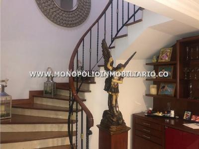Casa de 3 alcobas en venta en La Calera, Medellín, 380 m² · foto 17 de 20