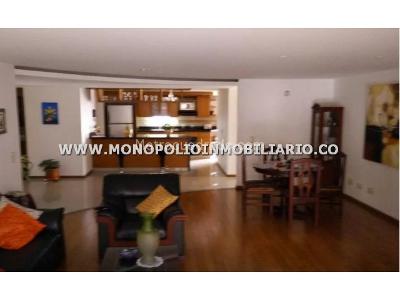 Apartamento de 4 alcobas en venta en Aves Maria, Sabaneta, 258 m² · foto 3 de 7