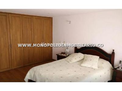 Apartamento de 4 alcobas en venta en Aves Maria, Sabaneta, 258 m² · foto 6 de 7