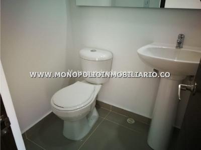 Apartamento de 1 alcoba en venta en Los Alcazares, Sabaneta, 162 m² · foto 12 de 20