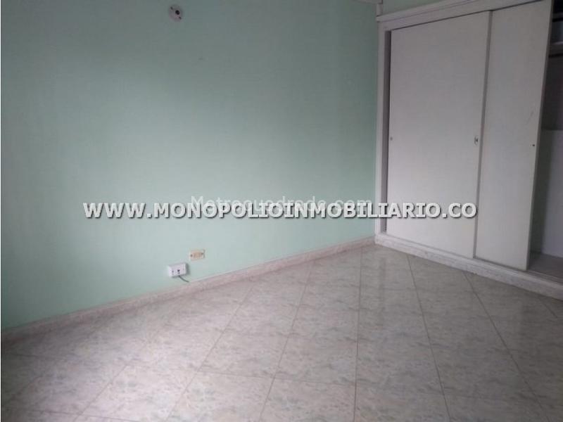 Large 3BR House in Belen Rosales - 9