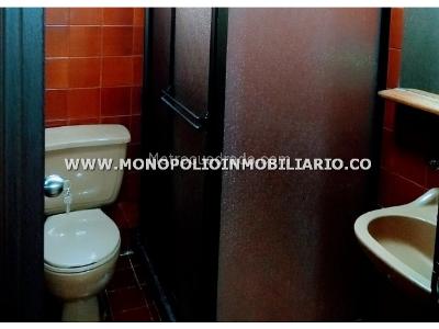 Apartamento de 3 alcobas en venta en Bombona, Medellín, 75 m² · foto 10 de 20