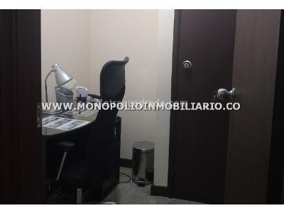 Apartamento de 3 alcobas en venta en Bombona, Medellín, 75 m² · foto 2 de 20