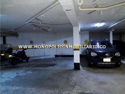 Casa de 3 alcobas en venta en El Diamante, Medellín, 147 m² · foto 3 de 8