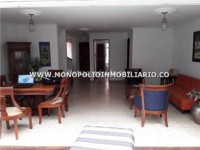 Casa de 3 alcobas en venta en El Diamante, Medellín, 147 m² · foto 8 de 8