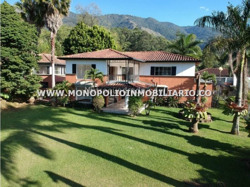 Unfurnished 5BR House in Altos del Poblado (Unit) - 8