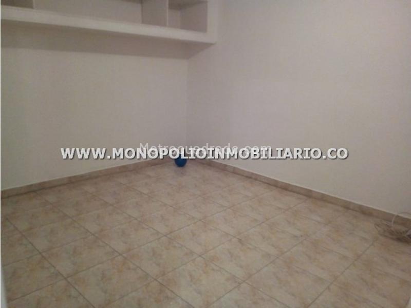 Comfortable 4BR House in Los Colores - 7