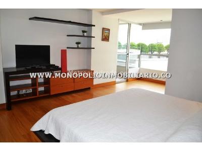 Apartamento en arriendo en Milla De Oro, Medellín · foto 2 de 12