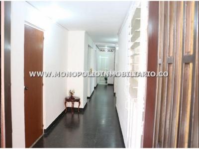 Casa de 4 alcobas en venta en Los Alpes, Medellín, 205 m² · foto 7 de 9