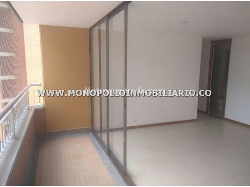 Spacious 3BR Apartment with Balconies in Santa Maria De Los Angeles - 8
