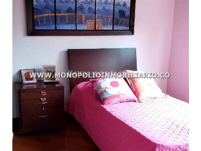 Casa de 3 alcobas en arriendo en El Chocho, Envigado, 220 m² · foto 17 de 20