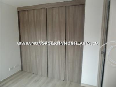 Apartamento de 3 alcobas en venta en Prados De Sabaneta, Sabaneta, 65 m² · foto 6 de 9
