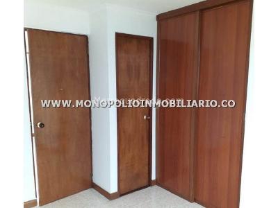 Apartamento de 2 alcobas en venta en Loma Del Indio, Medellín, 64 m² · foto 10 de 20