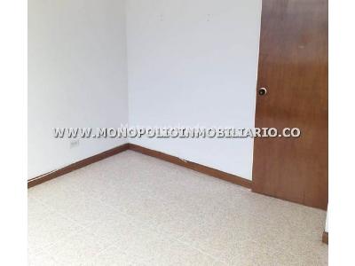 Apartamento de 2 alcobas en venta en Loma Del Indio, Medellín, 64 m² · foto 12 de 20