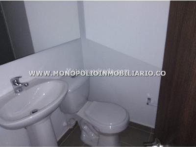Apartamento de 2 alcobas en venta en Los Alcazares, Sabaneta, 76 m² · foto 5 de 10