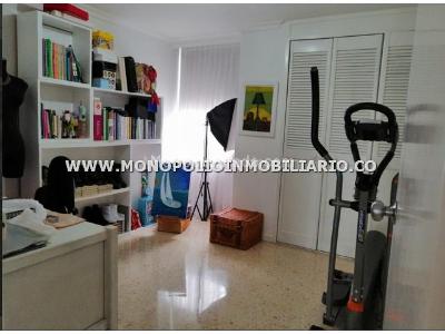Apartamento de 3 alcobas en venta en La Frontera, Medellín, 123 m² · foto 4 de 20