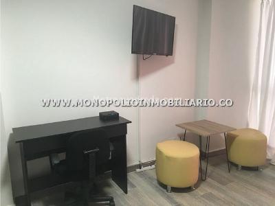 Apartamento de 1 alcoba en arriendo en El Tesoro, Medellín, 45 m² · foto 2 de 10