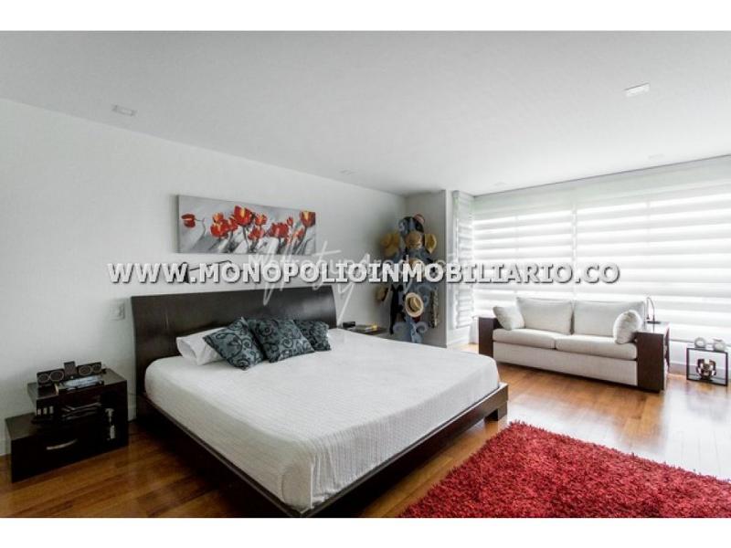 Beautiful 4BR Apartment in Los Balsos - 2