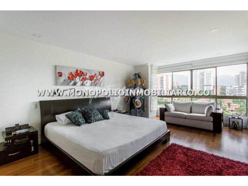 Beautiful 4BR Apartment in Los Balsos - 3