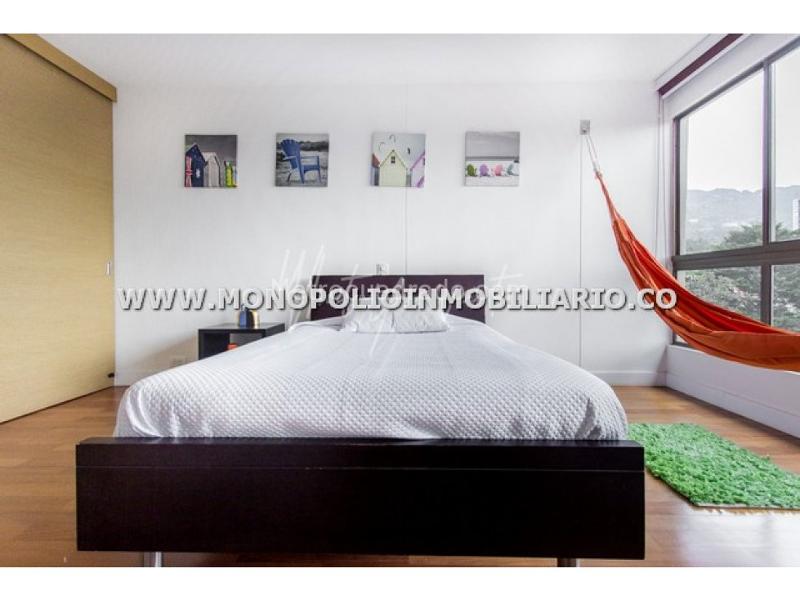 Beautiful 4BR Apartment in Los Balsos - 8