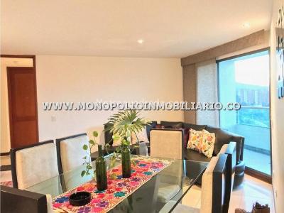 Apartamento en arriendo en El Tesoro, Medellín · foto 2 de 10