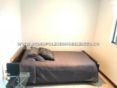Apartamento en arriendo en El Tesoro, Medellín · foto 3 de 10