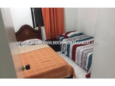 Apartamento en arriendo en Los Colores, Medellín · foto 3 de 11
