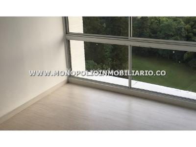 Apartamento de 3 alcobas en arriendo en El Castillo, Medellín, 192 m² · foto 10 de 14
