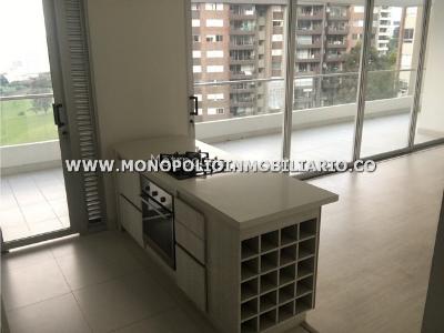 Apartamento de 3 alcobas en arriendo en El Castillo, Medellín, 192 m² · foto 4 de 14