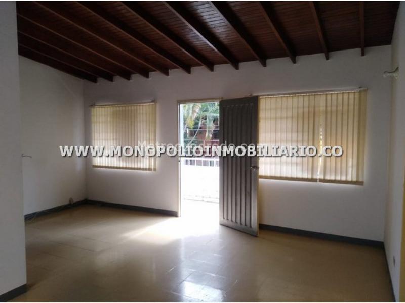 Casa Dúplex Amplia de 3 Alcobas en El Velódromo - 4